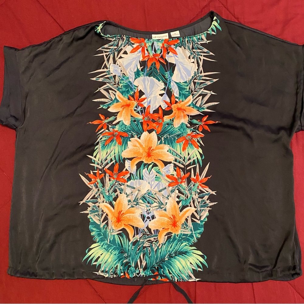🌸Beautiful Floral Blouse